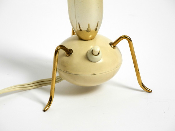 Image 1 of Prachtige Zeer Zeldzame Originele Mid Century Moderne Messing Driepoot Tafellamp