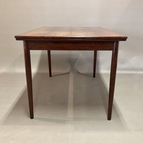 Image 1 of Scandinavisch ontwerp" 1950 Rosewood hoge tafel en 6 stoelen.