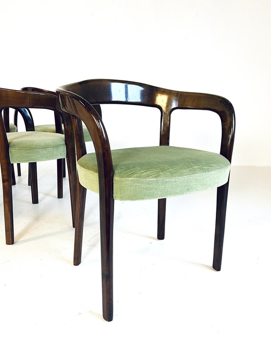 Image 1 of 6X Italiaanse Mahonie & Velvet Eetkamerstoelen