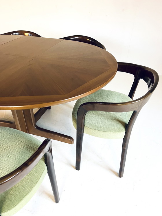 Image 1 of 6X Italiaanse Mahonie & Velvet Eetkamerstoelen