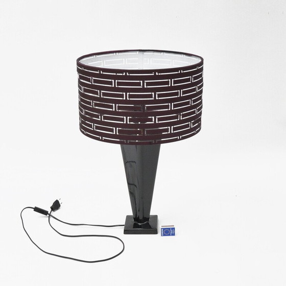 Image 1 of Vintage Hollywood Regency tafellamp met opengewerkte lampenkap, België 1970