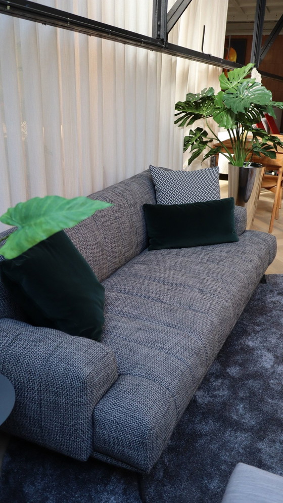 Image 1 of Bank Chloe Papadatos