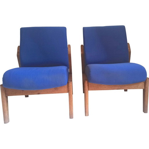 Paar vintage fauteuils in massief teakhout en blauwe stof, 1950