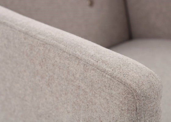 Image 1 of Moooi Bottoni fauteuil beige