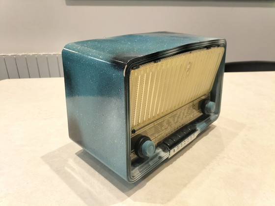 Image 1 of Antieke gesigneerde radio voor decoratie