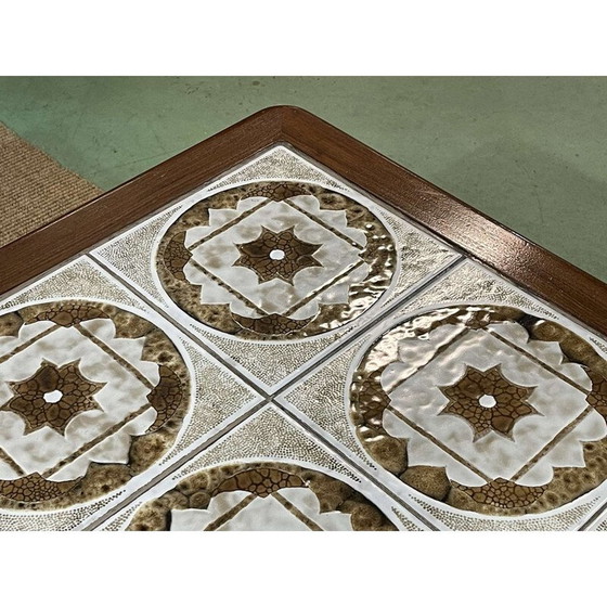 Image 1 of Vintage teakhouten salontafel met betegeld blad, 1970