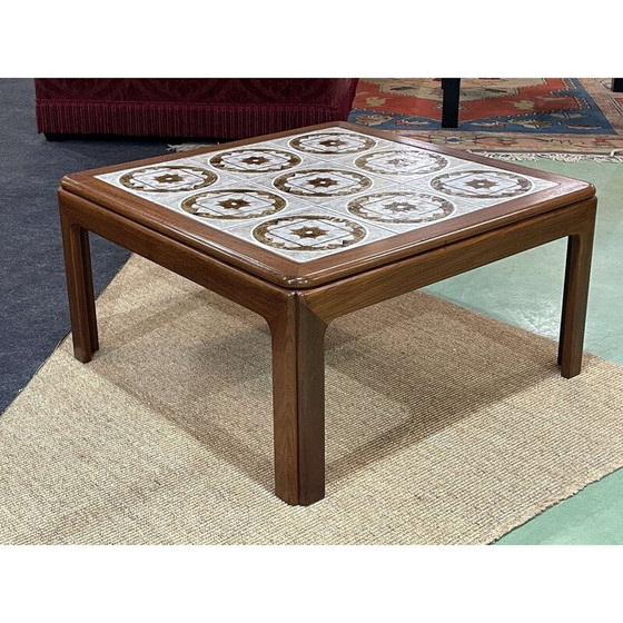 Image 1 of Vintage teakhouten salontafel met betegeld blad, 1970