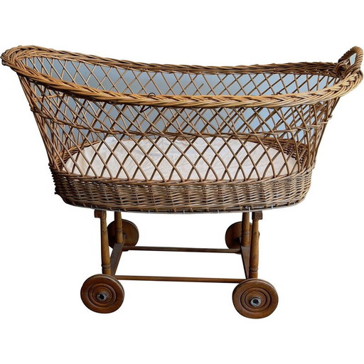 Vintage rotan wieg op wielen, Frankrijk 1950