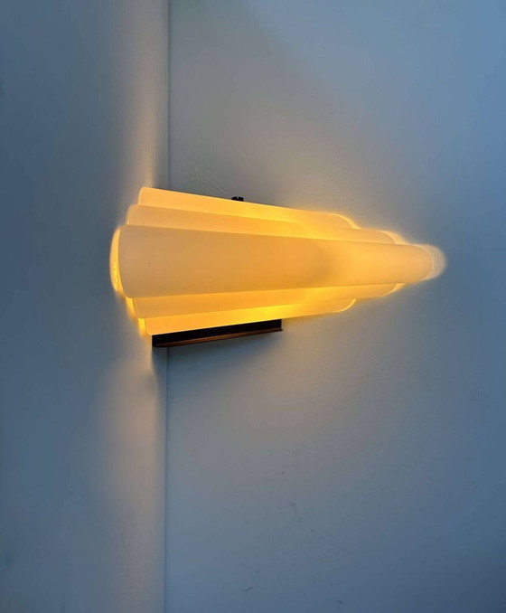 Image 1 of Murano Opaline Glazen Hoek Wandlamp van Vetri - Italië 1970