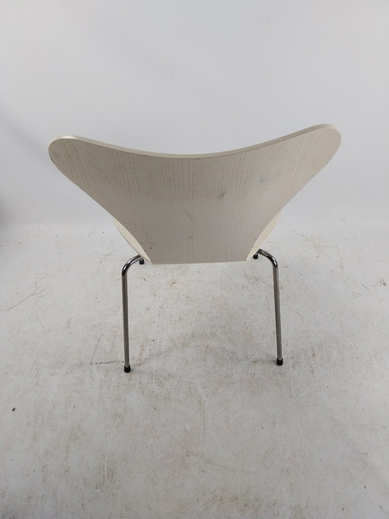 Image 1 of 1 X Vlinderstoel Door Arne Jacobsen Voor Fritz Hansen Denmark. 7 Serie.  