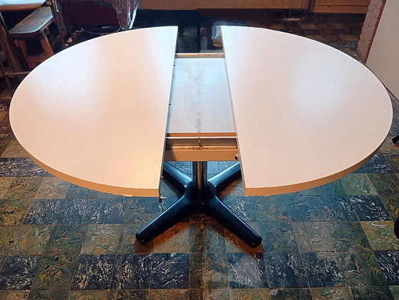 Image 1 of Design Tafel Van Pastoe