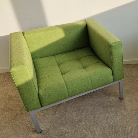 Image 1 of Zanotta fauteuil + ronde lage tafel