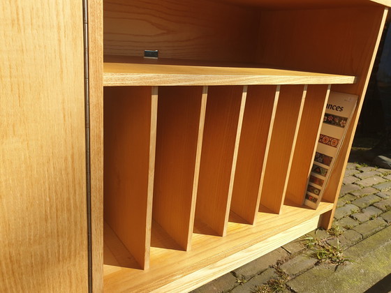 Image 1 of Vintage audiomeubel vinyl platen kast lowboard