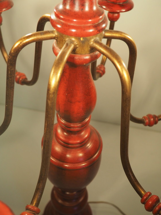 Image 1 of Grote Lamp van Gesneden Hout - Schaduwborduurwerk Jane Churchill Stof