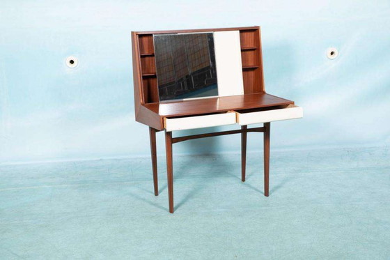 Image 1 of Vintage Kaptafel jaren 60 Finland, teak dressing table 60s