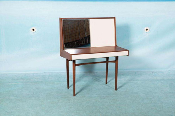 Image 1 of Vintage Kaptafel jaren 60 Finland, teak dressing table 60s