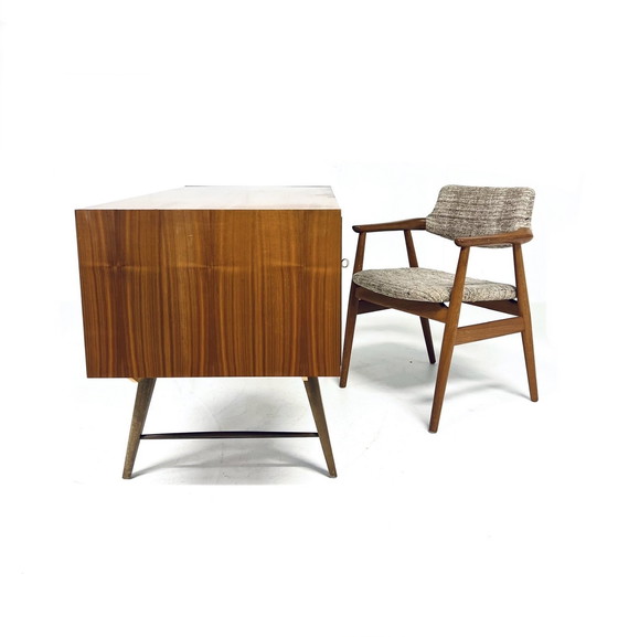 Image 1 of Vintage Walnoot Bureau ‘60