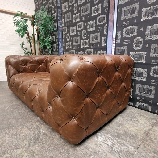 Hauxley Chesterfield 2-zits Bank – Vintage Bruin Leer