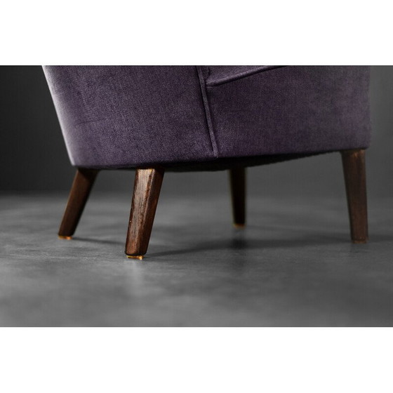 Image 1 of Vintage wingback stoel in eiken en paarse stof, Denemarken 1950