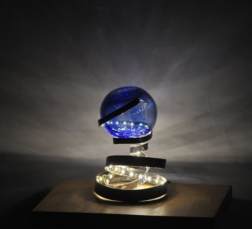 Blauwe lamp van metaal en glas, Lampe D'Ambiance