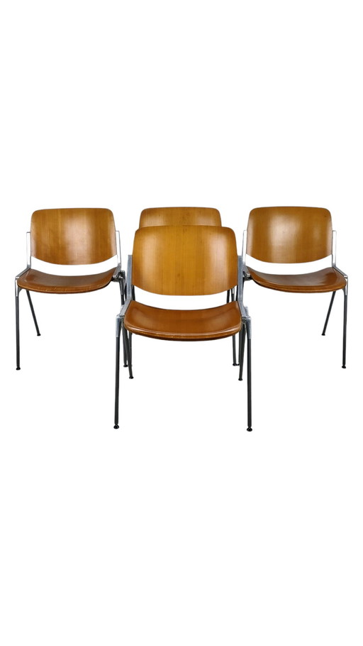 Set Van 4 Castelli Dcs 106 Stoelen 1970S