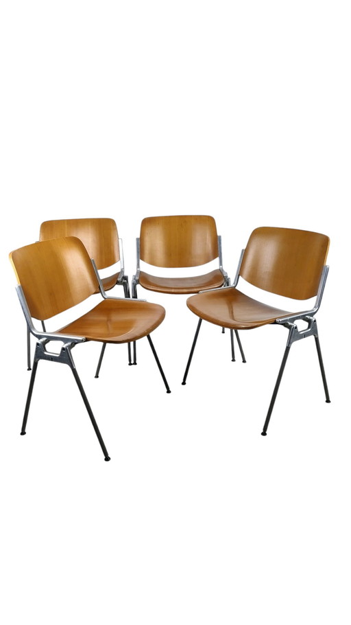 Set Van 4 Castelli Dcs 106 Stoelen 1970S