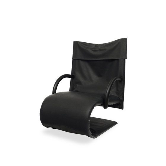 Image 1 of Ligne Roset Zen fauteuil | kunstleer zwart sledestoel