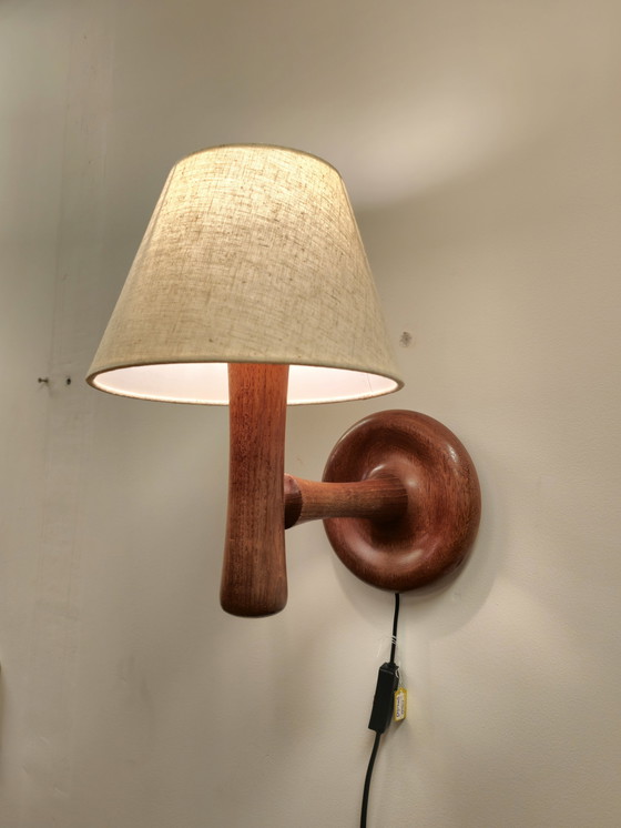 Image 1 of Vintage Dyrlund Deense Wandlamp Lamp Teak Linnen