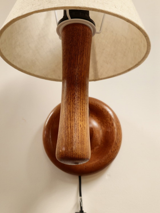 Image 1 of Vintage Dyrlund Deense Wandlamp Lamp Teak Linnen