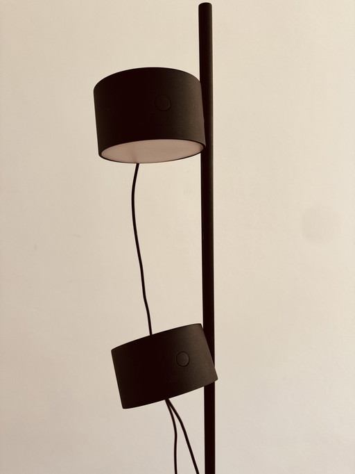 Muuto Post Floorlamp black