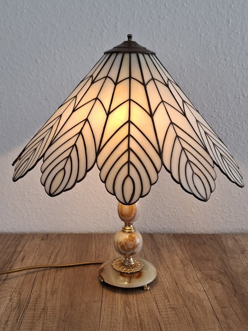 Oud, vintage bedlampje in Tiffany stijl