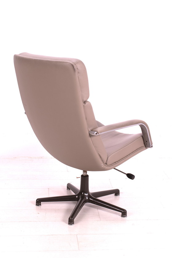 Image 1 of Artifort F141 fauteuil