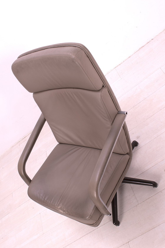 Image 1 of Artifort F141 fauteuil