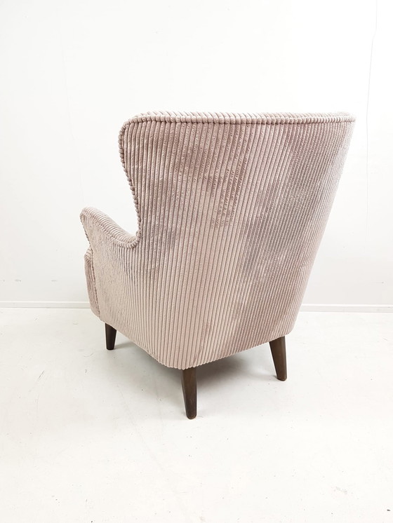 Image 1 of Artifort Theo Ruth fauteuil dames | nieuw gestoffeerd roze