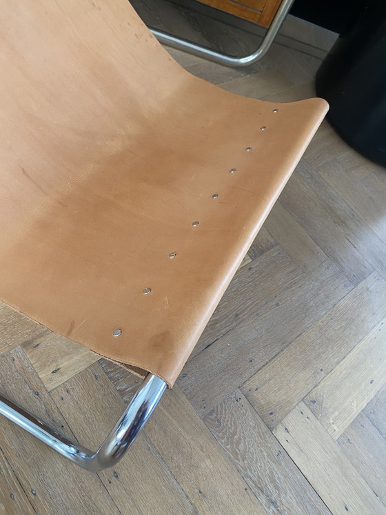 Image 1 of Vintage minimale sling stoel in chroom en zadelleer