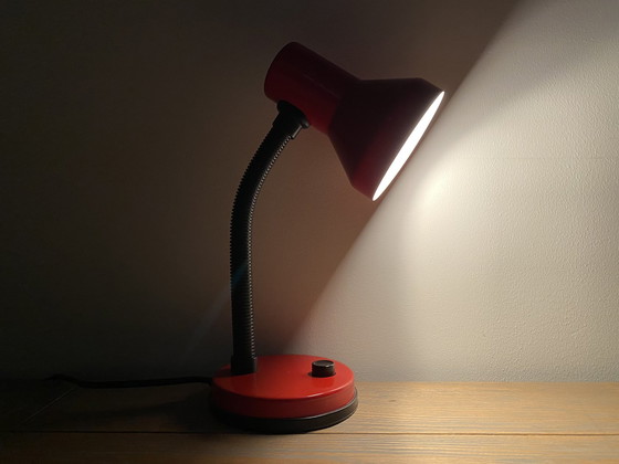 Image 1 of Rode Retro Bureaulamp | E-Lite jaren 1980