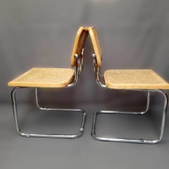 Image 1 of 2X Bauhaus Design Stoelen, Italy 1980S