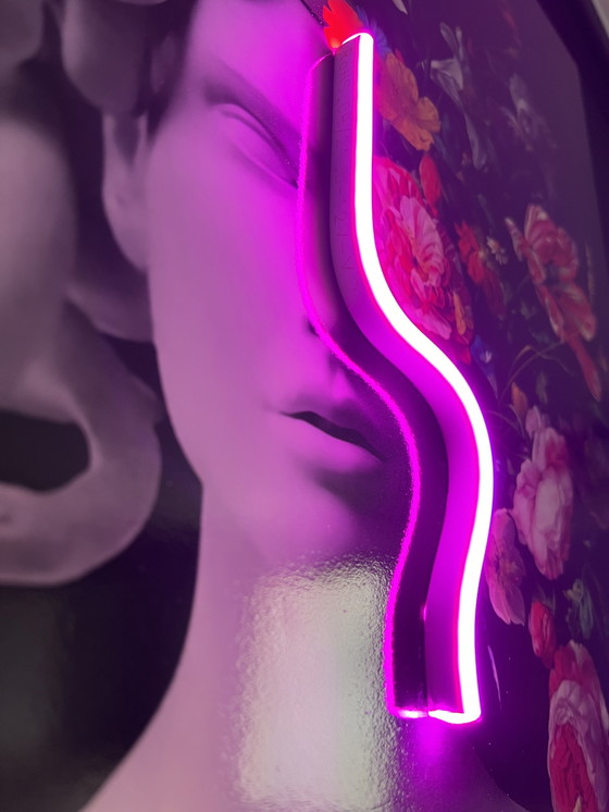 Image 1 of LedMansion Medusa Neon Roze PopArt Kunst Led-lamp