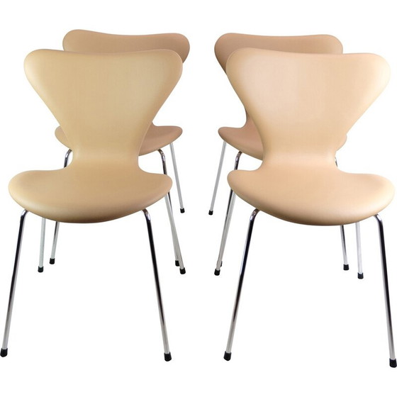 Image 1 of Set van 4 vintage Seven stoelen model 3107 van Arne Jacobsen voor Fritz Hansen