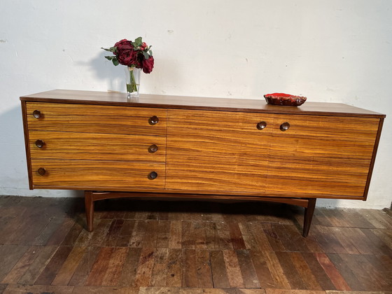 Image 1 of Vintage Zebrano Dressoir