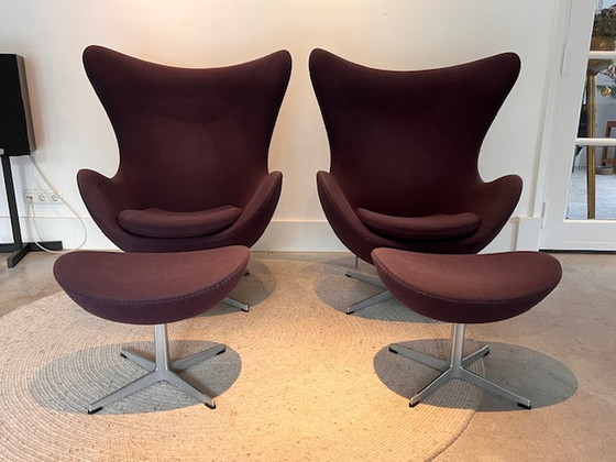 Image 1 of 2x Fritz Hansen Egg Chair + ottoman