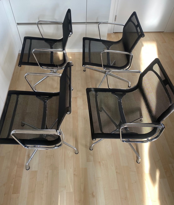 Image 1 of Eames - Aluminium Chair EA 108