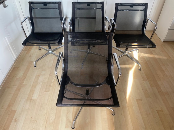 Image 1 of Eames - Aluminium Chair EA 108