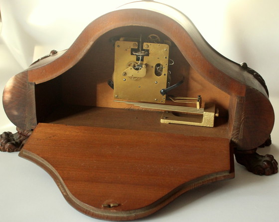 Image 1 of 1940S Hand Gesneden en Handgemaakte Pendule - Woonkamer Klok