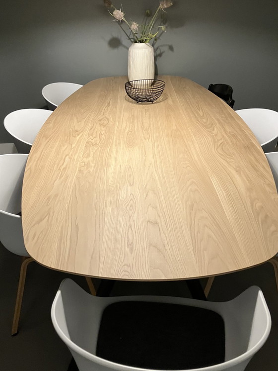 Image 1 of Hellotable Novum 30 Eettafel Semi Ovaal 250X120 Cm Naturel Eiken