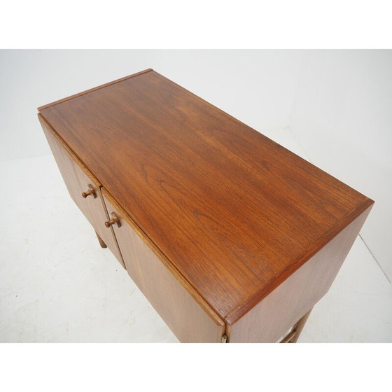 Image 1 of Vintage teak en eiken dressoir van Krasna Jizba, 1960
