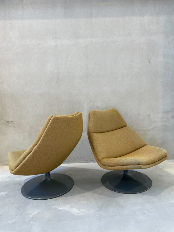 Image 1 of 2x Artifort lounge chair F510