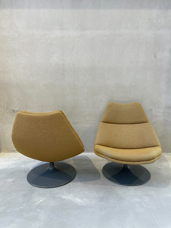 Image 1 of 2x Artifort lounge chair F510