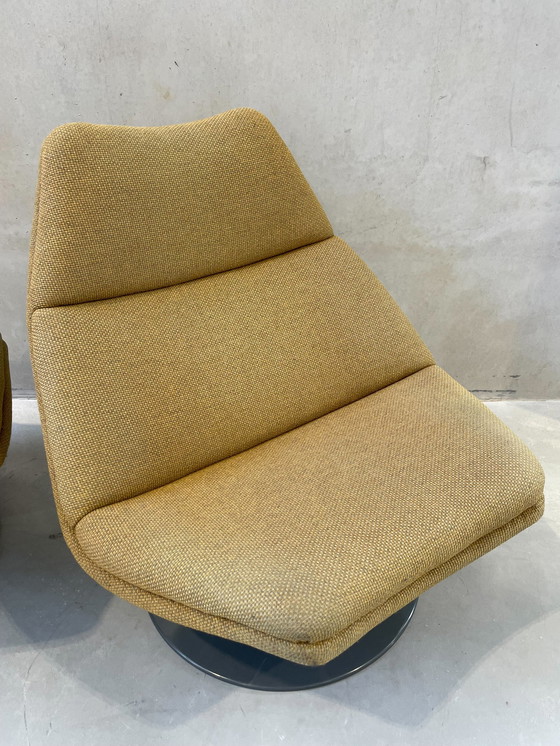 Image 1 of 2x Artifort lounge chair F510