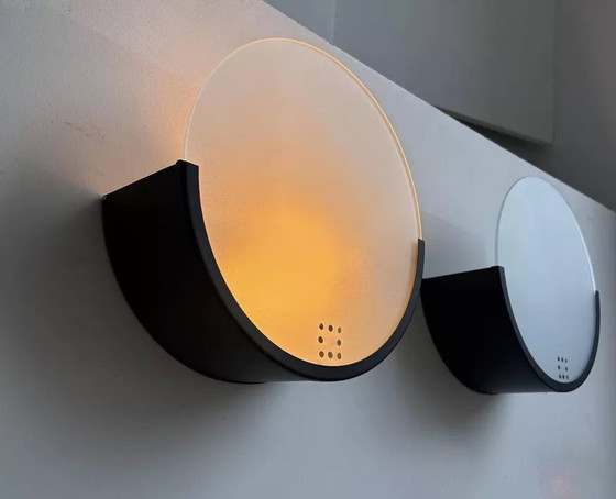 Image 1 of 2X Geometrische Vintage Wandlamp, Zwart Metaal En Gezandstraald Glas, Delmas